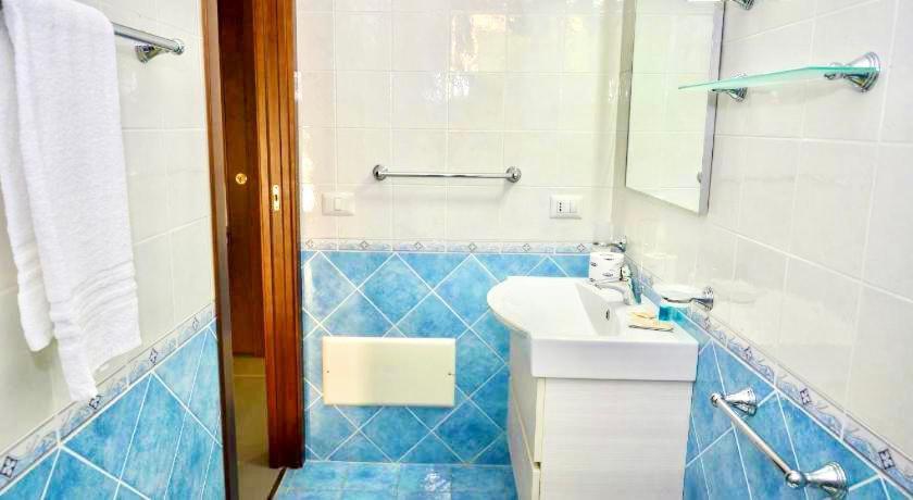 Perla Blu Apartment Чефалу Екстериор снимка