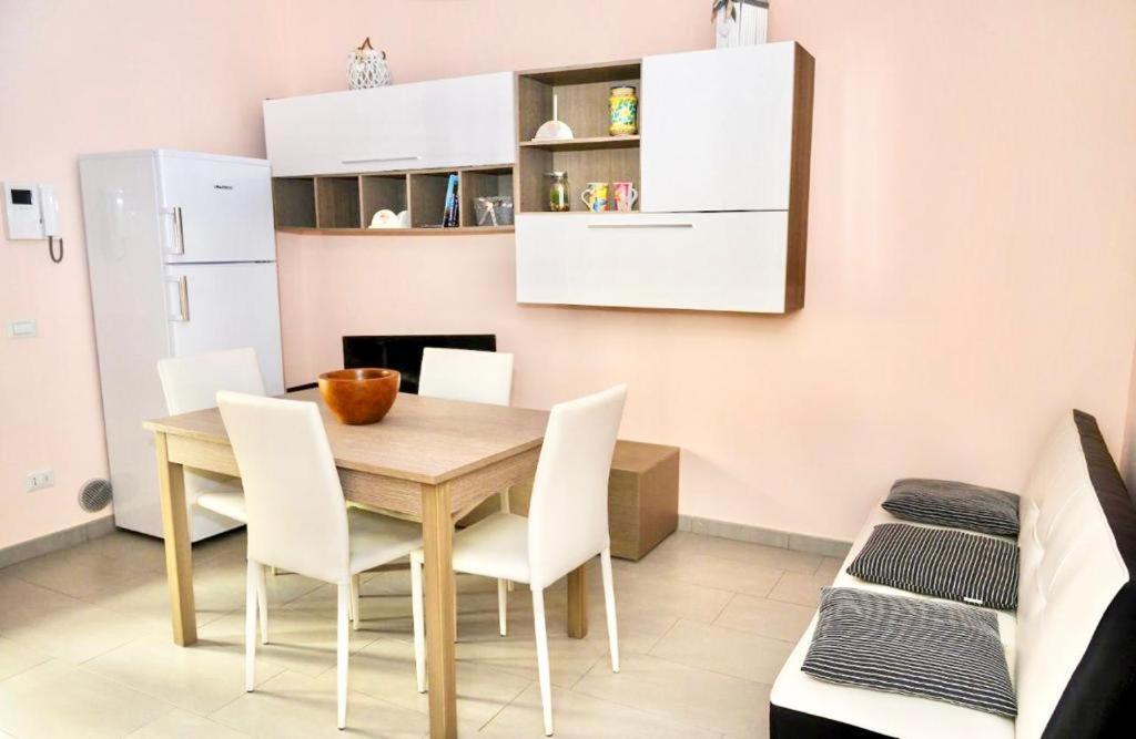 Perla Blu Apartment Чефалу Екстериор снимка